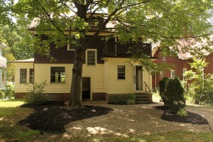 Homes for Rent Cleveland on Meadowbrook back          