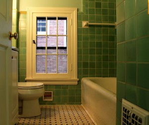 Second Floor - Bathroom with tub/shower