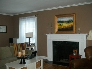 House for Rent in Cleveland, Elsmere Colonial livingroom