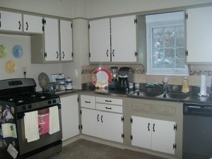 House for Rent in Cleveland, Elsmere Colonial kitchen