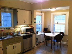 House for Rent in Cleveland, Elsmere Colonial kitchen2