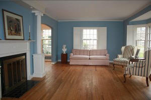 Cleveland Homes for Rent on Blackmore Rd living room