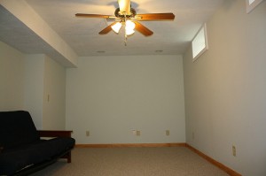 Homes for Rent Cleveland Heights Ohio, Forest Hill room