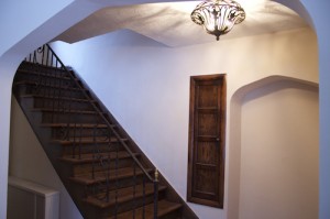Homes for Rent Cleveland Ohio on Glynn Road stairway 
