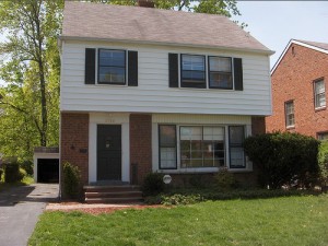 House for Rent in Cleveland on Hollister Rd front  