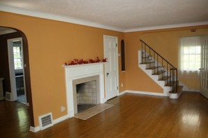 Homes for Rent Cleveland Heights Ohio on Kirkwood Rd living room    