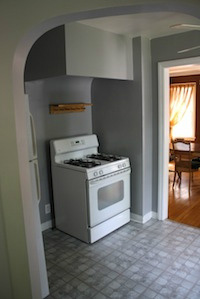 Homes for Rent Cleveland Heights Ohio on Kirkwood Rd kitchen oven    