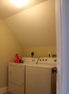 Cleveland Homes for Rent in Tremont laundry room