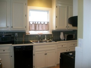 Cleveland Heights Homes for Rent on Maple Rd kitchen