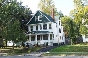 Cleveland Heights Homes for Rent on Maple Rd front