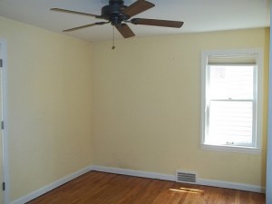 Homes for Rent Cleveland Ohio on Staunton Rd living room