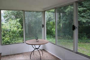 Homes for Rent Cleveland Heights, Ohio on Westover Rd sunroom 